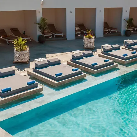 Hotel Matheo & 4*