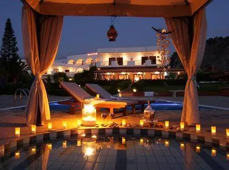 Otel Matheo & 4*